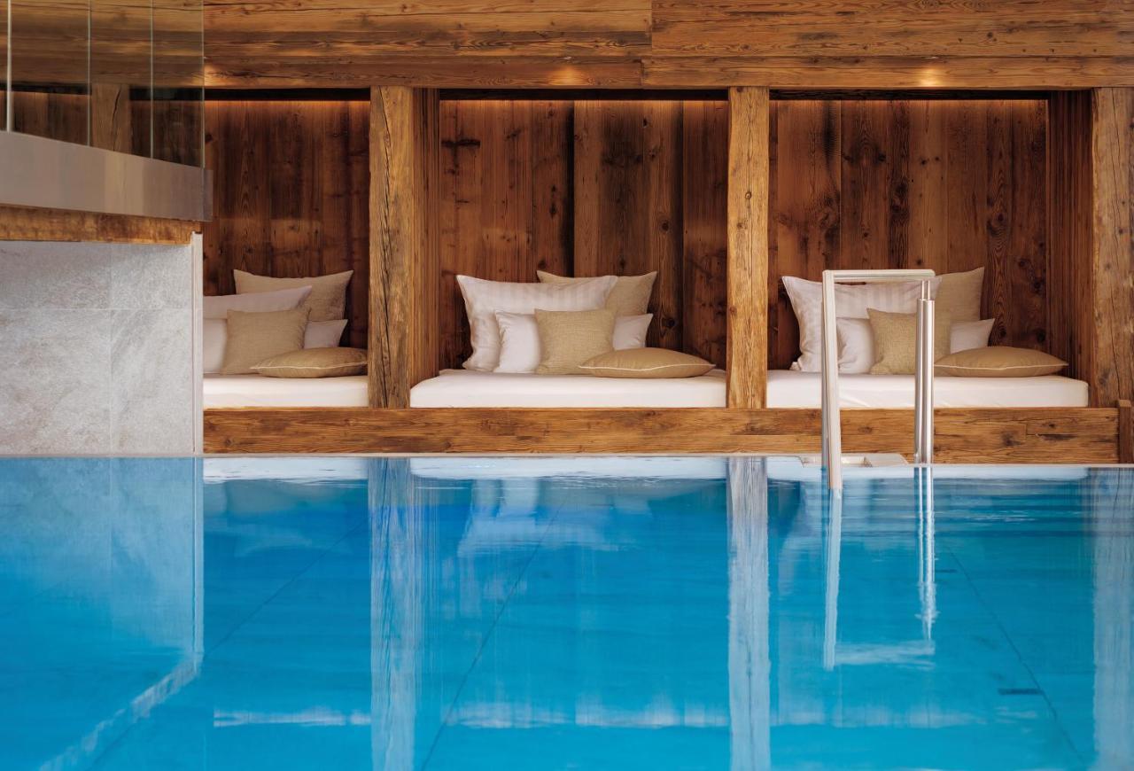 Adler Haeusern Gourmet & Spa Hotel Exterior foto