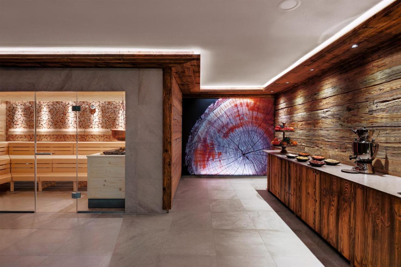 Adler Haeusern Gourmet & Spa Hotel Exterior foto